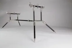 Summit - Cobalt Black Colosseum Pod And 3 Rod Adjustable Buzz Bars -Carp Fishing Rods Verkoop Winkel cobaltpod 1 1024x1024