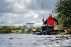 Guru - Aventus 2.7m F1 Landing Net Handle -Carp Fishing Rods Verkoop Winkel grd125 78