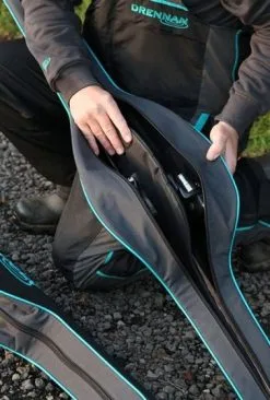 Drennan - Slimline Double Rod Hardcase -Carp Fishing Rods Verkoop Winkel slimline two rod hardcase padded divider 2